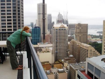 Do you want to travel to and stay in big cities like Sydney?